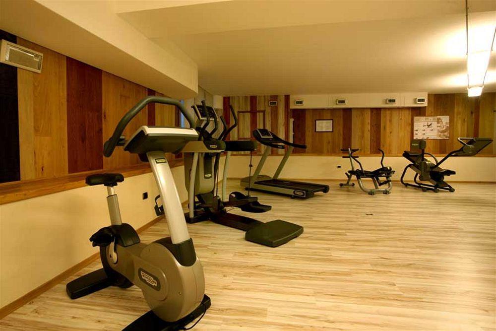 Hotel Boton D'Or & Wellness A La Thuile Buitenkant foto