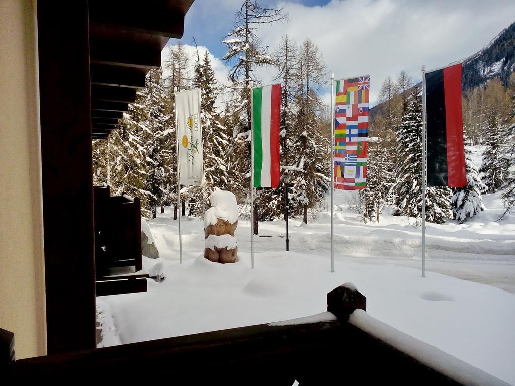 Hotel Boton D'Or & Wellness A La Thuile Buitenkant foto