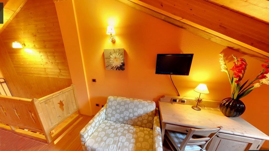 Hotel Boton D'Or & Wellness A La Thuile Buitenkant foto