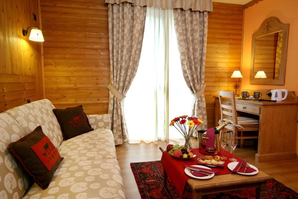 Hotel Boton D'Or & Wellness A La Thuile Buitenkant foto