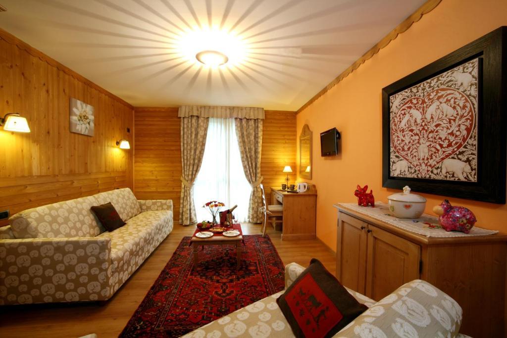 Hotel Boton D'Or & Wellness A La Thuile Buitenkant foto